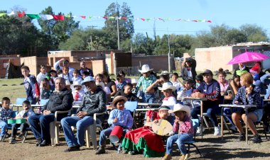 Escuelas antorchistas conmemoran el 113 aniversario de la Revolución mexicana