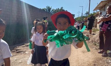 Escuelas de El Porvenir, Chiapas, conmemoran Revolución mexicana