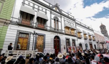 Se solidarizan con pobladores de Coyomeapan