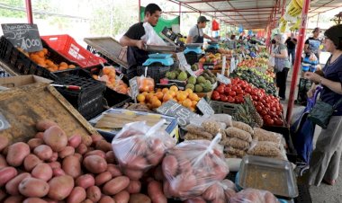 Aumento del precio del tomate y cebolla golpea bolsillo de los obreros