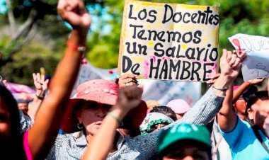 En México gana más un Siervo de la Nación que un maestro