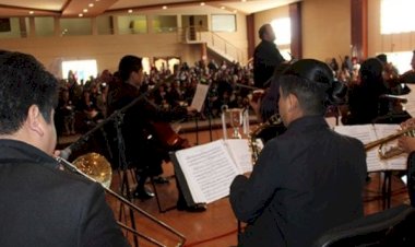 Exitosa presentación de la Banda Sinfónica de Ixtapaluca en la Feria Tecomatlán 2024