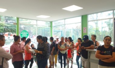 Escasez de servicios básicos, un grave problema en Manzanillo