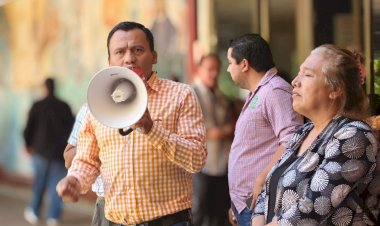 En Sinaloa, demandan intervención del gobernador para atender pago de docentes