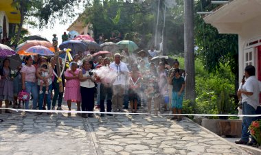 Destacan 24 años de labor antorchista en Tuzamapan de Galeana