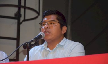Imparte Antorcha conferencia de plenos en Xalapa