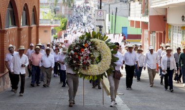 Conmemoran en Tecomatlán a Mártires Antorchistas