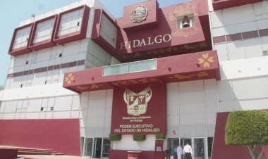 Gobierno de Hidalgo embellece su palacio y el pueblo, sin obras