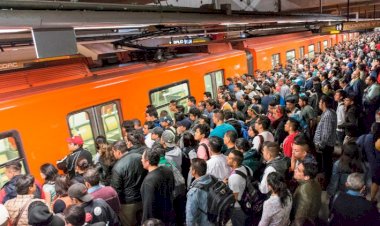 Antorcha en CDMX exige a autoridades seguridad en el Metro