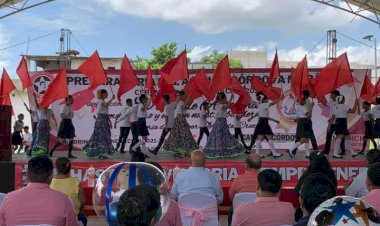 Egresa séptima generación de la preparatoria antorchista en Chiapa de Corzo, Chiapas