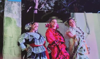 Antorcha comparte gran banquete cultural en Tulum