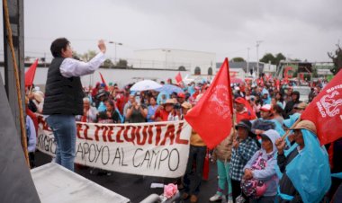 Gobierno de Julio Menchaca reprime marcha antorchista en informe