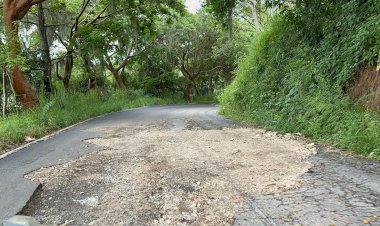 Carreteras en pésimas condiciones provocan accidentes mortales en Jilotepec