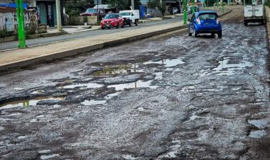 Denuncian riesgos viales en Tulancingo por mal estado de caminos