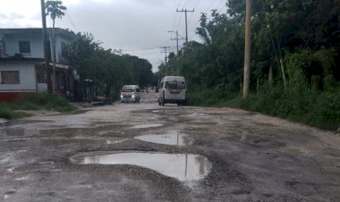 Antorchista de Cancún demandan pavimentación de calles