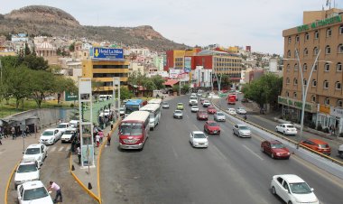 Chocan concesionarios y gobierno por alza al pasaje en Zacatecas