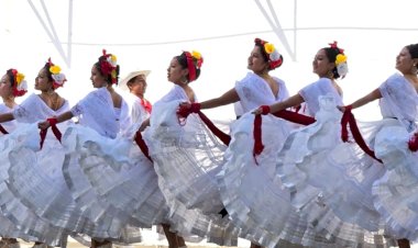Tantoyuquenses van a Encuentro Nacional de Arte, Cultura y Cívico