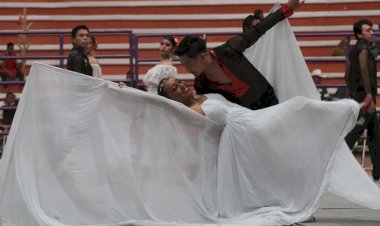 Se presentan grupos culturales de Veracruz en Feria de Tecomatlán