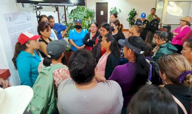 Antorchistas de Xochimilco protestan contra amenaza de demolición