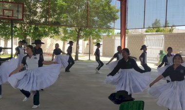 250 jóvenes coahuilenses irán a Espartaqueada Cultural 2025