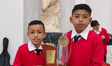Guerrero se corona en Rondallas