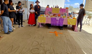 PLC Cuautitlán Izcalli celebra el Día de Muertos con arte