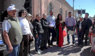 Marchan antorchistas de Guadalupe por obras e inclusión a programas sociales