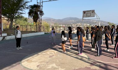 Actividad deportiva en Tecomatlán