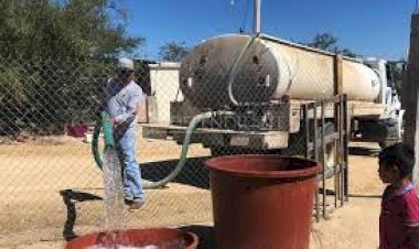 Falta de agua sigue afectando a miles de familias en BCS